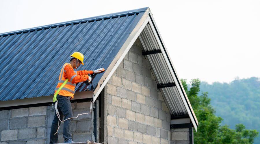 Expert Emergency Roof Repairs services in Spavinaw, OK